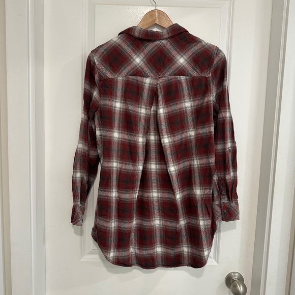 Boston Traders | Women’s Size Medium Long Sleeve Red Plaid Button Up Flannel - Picture 2 of 7